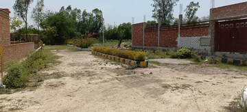  Plot – Exterior View View at Mohan Road - for Sale