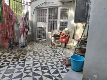 Parking in 3 BHK Builder Floor at SS The Lilac, Sector 49 – for Sale