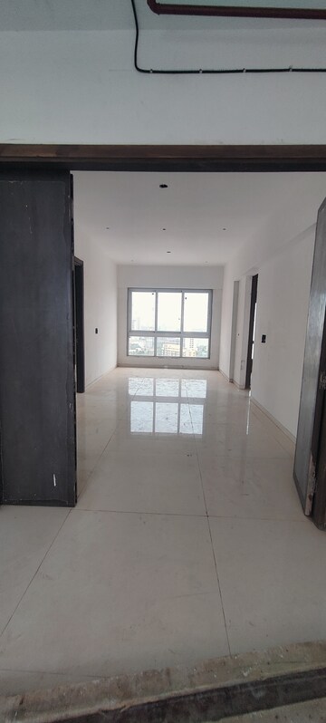 Building Lobby in 3 BHK Apartment at Diamond Destiny, Dadar West – for Sale