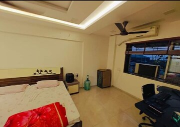 Bedroom in 5 BHK Villa at Noida Central – for Sale