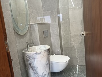 Attached Bathroom in 5 BHK Builder Floor at Sector 21c – for Sale