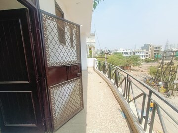 Balcony in 2 BHK Builder Floor at Green Fields Colony – for Sale