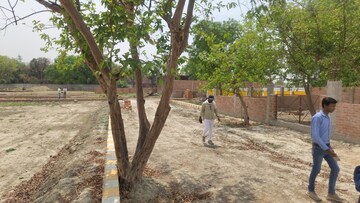  Plot – Exterior View View at Rajajipuram - for Sale