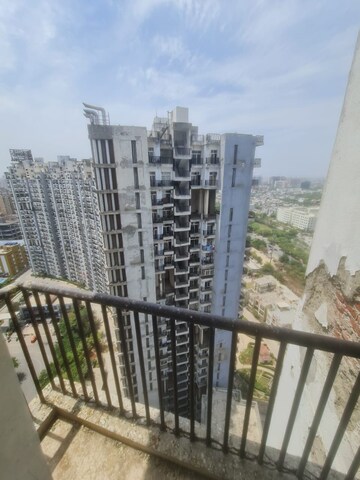 3 BHK Apartment – Exterior View View at Amrapali Platinum, Sector 119 - for Sale