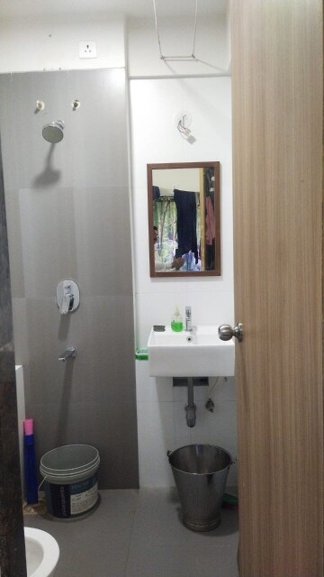 Furnished Amenities in 1 BHK Apartment at Mahindra Roots, Kandivali East – for Sale