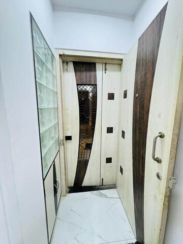 Building Lobby in 3 BHK Apartment at Himalaya Pride, Tech Zone 4 Greater Noida – for Sale