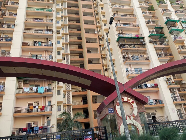 Exterior View, aims-golf-city 2 Bedroom 950 Sq.Ft. Apartment In Sector 75 Noida 7183173