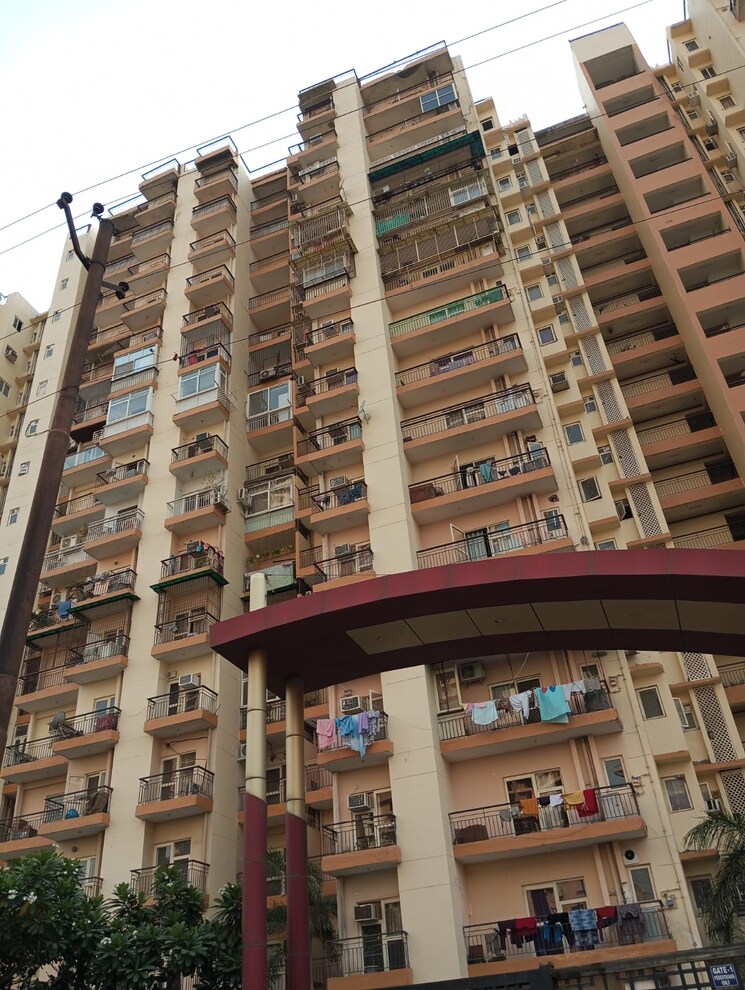 Exterior View, aims-golf-city 2 Bedroom 950 Sq.Ft. Apartment In Sector 75 Noida 7183173