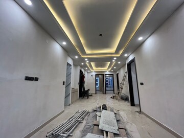 Master Bedroom in 3.5 BHK Builder Floor at Sector 57 – for Sale
