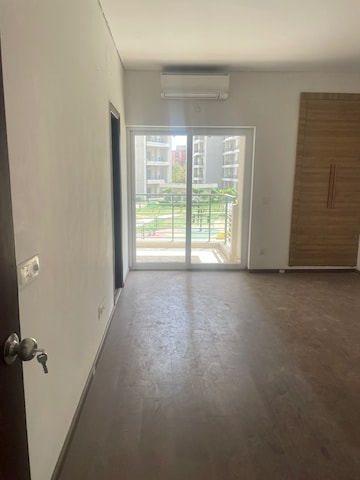 Room in 2 BHK Apartment at Vipul Lavanya, Sector 81 – for Sale