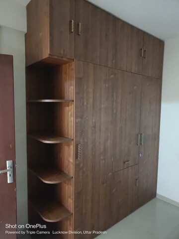 Furnished Amenities in 5 BHK Apartment at Omaxe The Legends, Gomti Nagar – for Sale