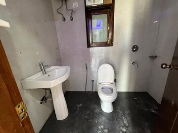 Master Bedroom in 1 BHK Builder Floor at Mahavir Enclave – for Sale