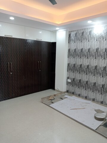 Bedroom in 3 BHK Builder Floor at Chattarpur – for Sale