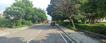  Land – Exterior View View at DLF Central Square, North Mullanpur - for Sale