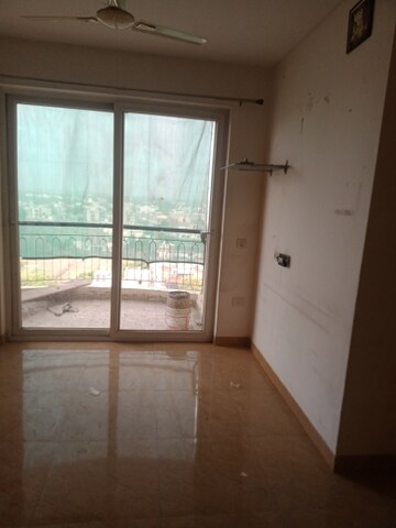 Room in 2.5 BHK Apartment at Ansal Royal Heritage, Sector 70 – for Sale