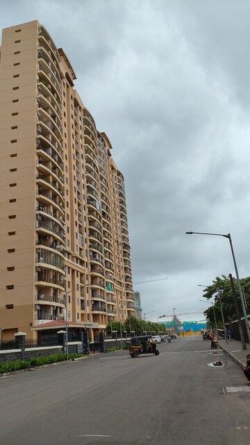 2 BHK Apartment – Exterior View View at K Raheja Heights, Malad East - for Sale