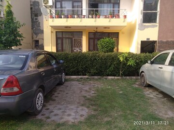 Parking in 4 BHK Builder Floor at Puri Aman Vilas, Sector 89 – for Sale