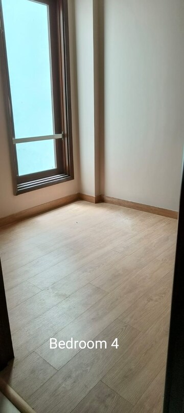 Room in 4 BHK Builder Floor at Greater Kailash ii – for Sale