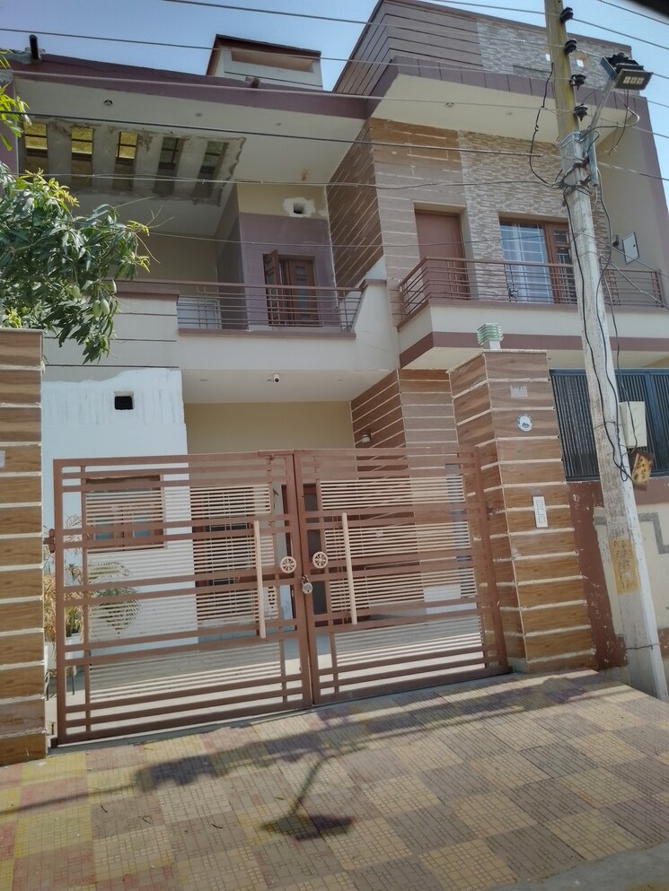 undefined, jhungian road 4 Bedroom 150 Sq.Yd. Independent House In Jhungian Road Mohali 7187636