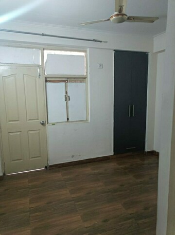 Room in 2.5 BHK Apartment at Gulmohur Garden, Raj Nagar Extension – for Sale