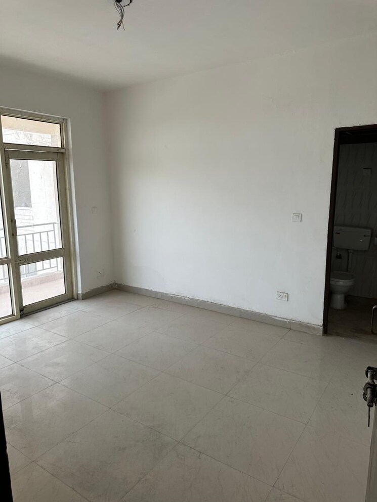 Room, era-redwood-residency 3 Bedroom 1570 Sq.Ft. Apartment In Sector 78 Faridabad 7188490