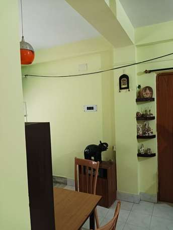 2 BHK Apartment For Rent in Prince Anwar Shah Road Kolkata 7188512