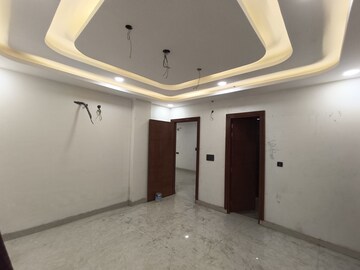 Bedroom in 4 BHK Builder Floor at Green Fields Colony – for Sale