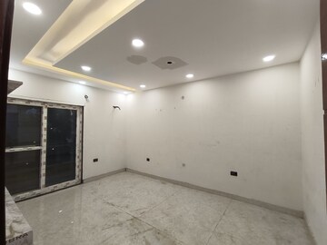Master Bedroom in 4 BHK Builder Floor at Green Fields Colony – for Sale