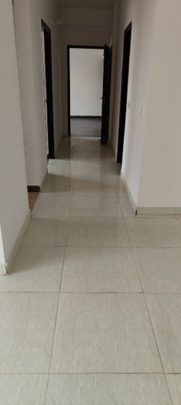 Building Lobby in 2.5 BHK Apartment at Ansal Royal Heritage, Sector 70 – for Sale
