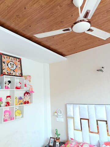 Room in 4 BHK Penthouse at Dhakoli Village – for Sale