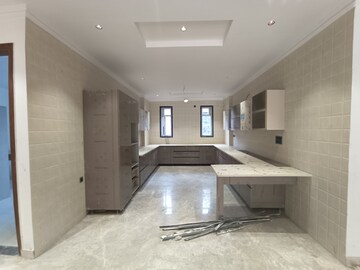 Kitchen in 4 BHK Builder Floor at Sector 37 – for Sale