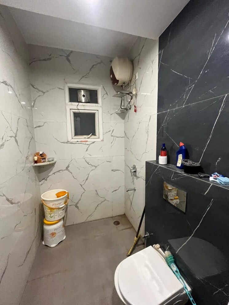 Bathroom, ms-enclave-zirakpur 3 Bedroom 1000 Sq.Ft. Apartment In Dhakoli Zirakpur 7188723