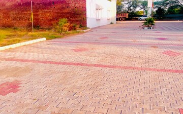 Plot For Sale in Lalru