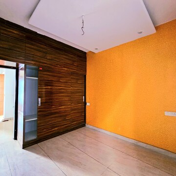 Room in 3 BHK Builder Floor at Motia Blue Ridge, Kishanpura – for Sale