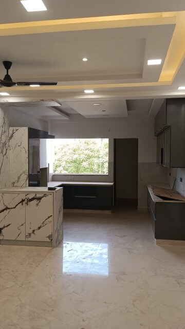Kitchen in 3 BHK Builder Floor at BPTP Park Central, Sector 85 – for Sale