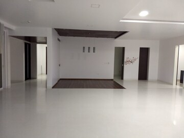 Room in 4 BHK Apartment at Lodha Bellezza Sky Villas, Kukatpally – for Sale