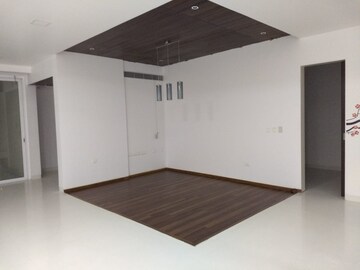 Room in 4 BHK Apartment at Lodha Bellezza Sky Villas, Kukatpally – for Sale