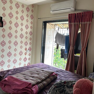 Bedroom in 3 BHK Apartment at Happy Home Estate, Sector 10 – for Sale