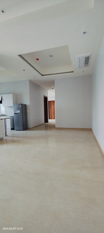 Room in 4 BHK Apartment at T And T Eutopia Phase 1, Siddharth Vihar – for Sale