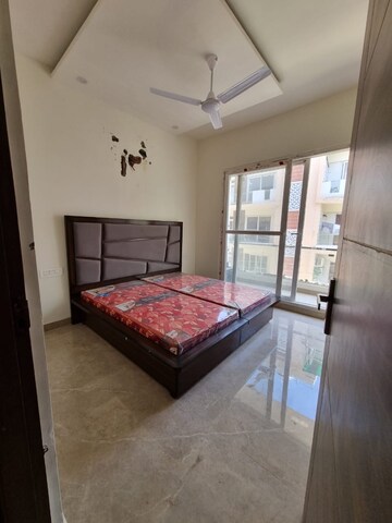1 BHK Apartment For Sale in Vip Road