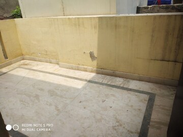 Bathroom in 2.5 BHK Builder Floor at SS Mayfield Gardens, Sector 51 – for Sale
