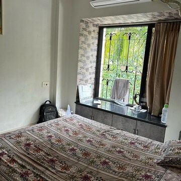 Bedroom in 3 BHK Apartment at Happy Home Estate, Sector 10 – for Sale