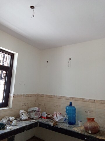 Room in 2 BHK Independent House at Xu 1 Greater Noida – for Sale