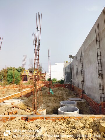  Plot – Exterior View View at Jankipuram Extension - for Sale