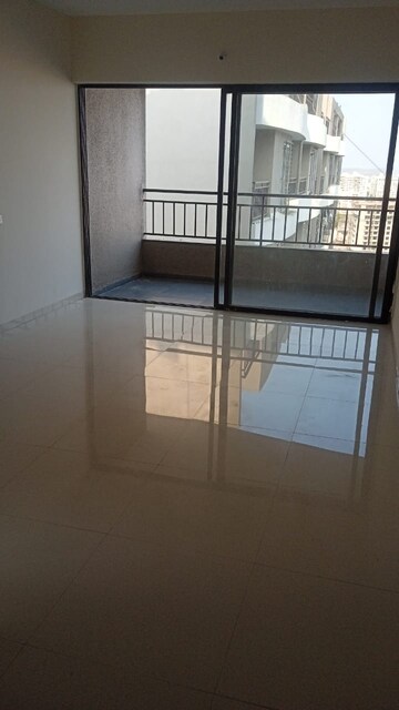 Room in 2 BHK Apartment at Mantra Montana Phase 6, Dhanori – for Sale