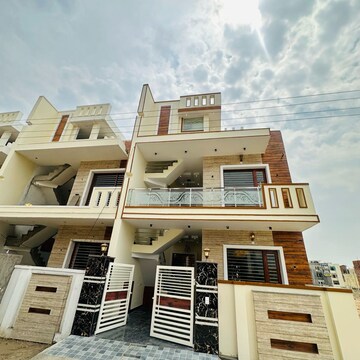4 BHK Villa – Exterior View View at Dasmesh Nagar - for Sale