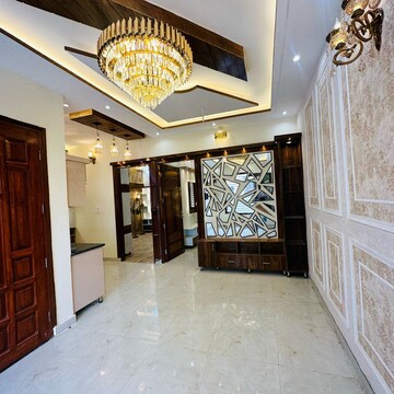 Bedroom in 4 BHK Villa at Dasmesh Nagar – for Sale