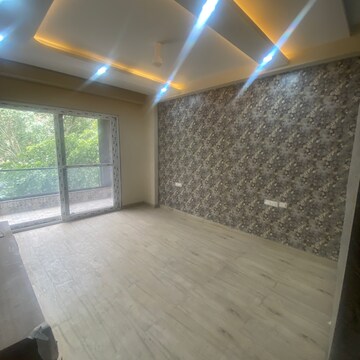 Bedroom in 3 BHK Builder Floor at BPTP Parkland Pride, Sector 77 – for Sale