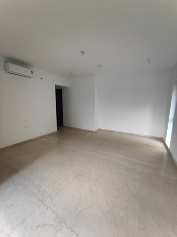 Room in 4 BHK Apartment at Lodha Palava City Lakeshore Greens, Dombivli East – for Sale