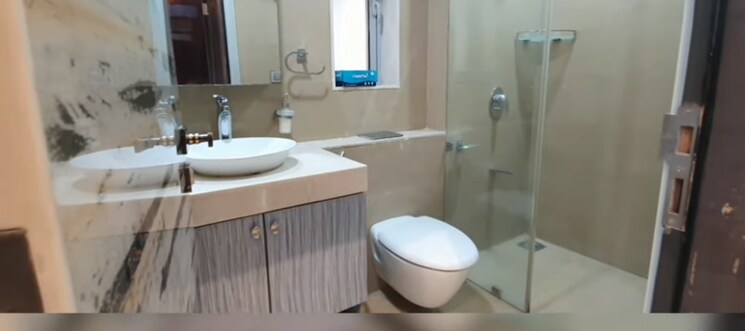 Bathroom, oberoi-maxima 3 Bedroom 1313 Sq.Ft. Apartment In Andheri East Mumbai 7193790